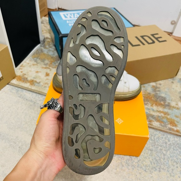 Women’s Size 7 (Euro Sz 37) Alexander McQueen Oversized Clear-sole Sneakers Grey - Picture 13 of 15